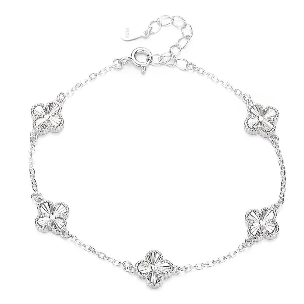 VEYENA Lucky Clover Chain Bracelet - Silver