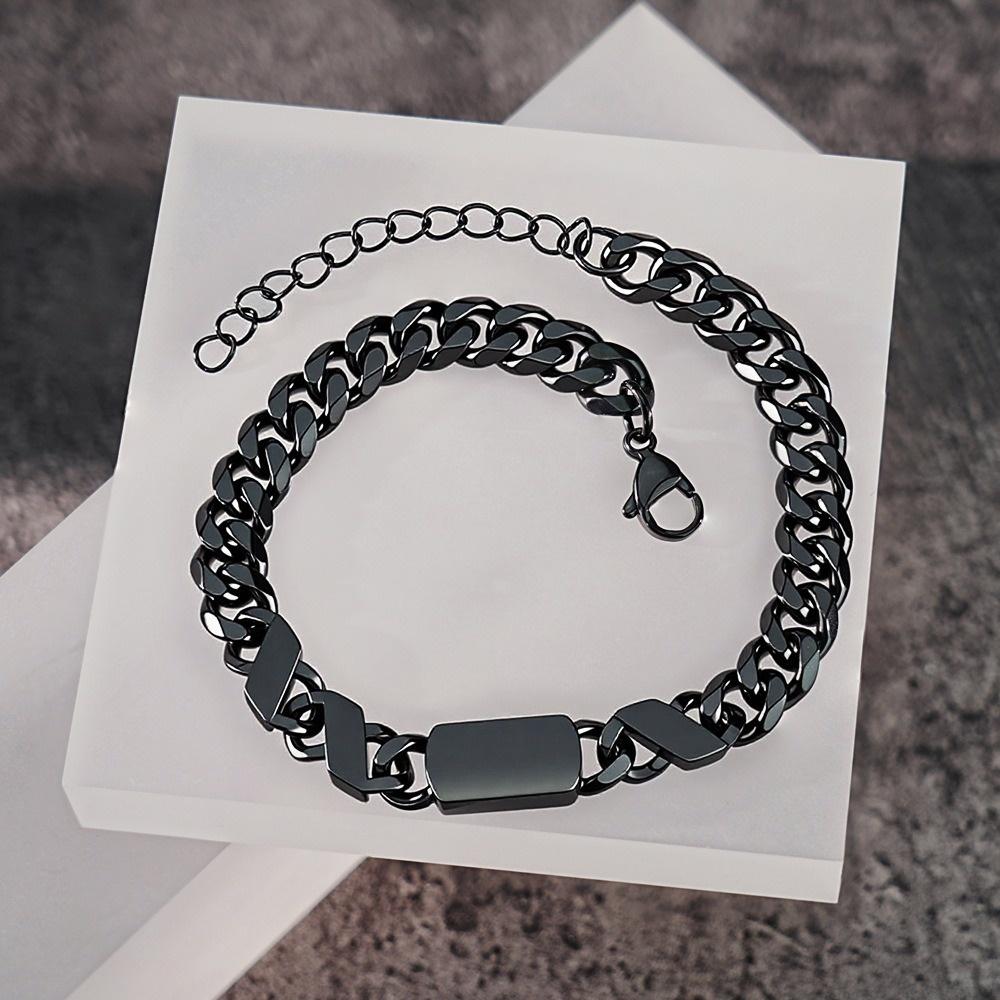 VEYENA Personalized Engraved Chain Bracelet - Image 3