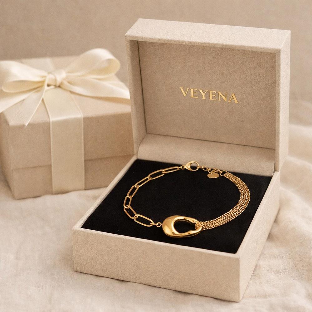 VEYENA Sculptural Chain Bracelet - Image 6