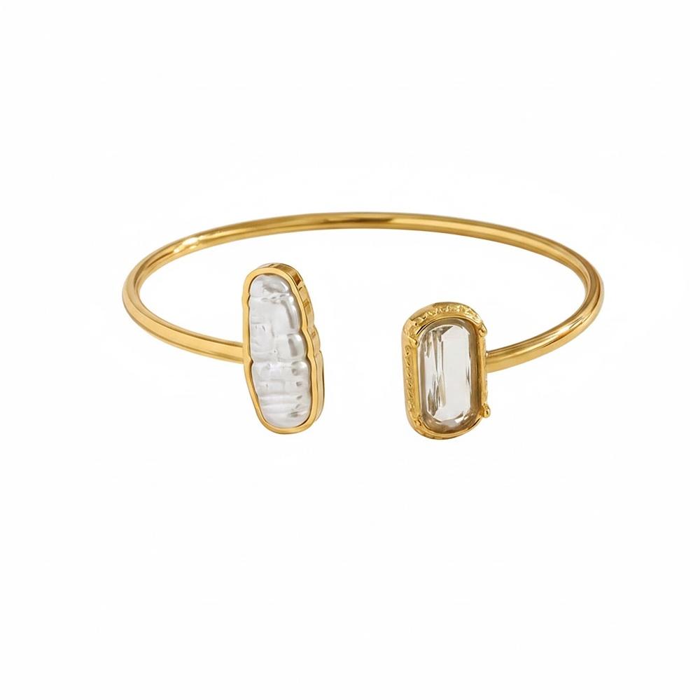 VEYENA Irregular Pearl Open Bangle - Clean Pearl