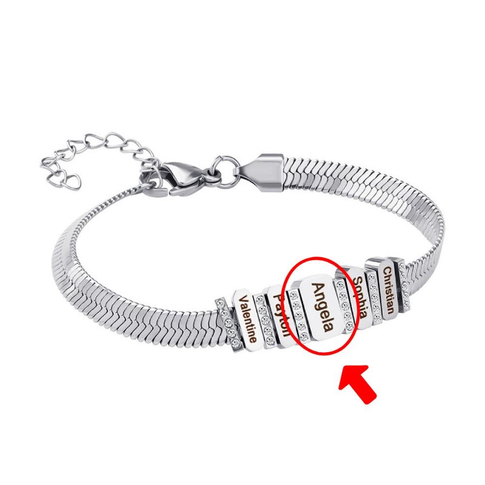 VEYENA Personalized Multi-Tag Herringbone Snake Chain Bracelet - Details