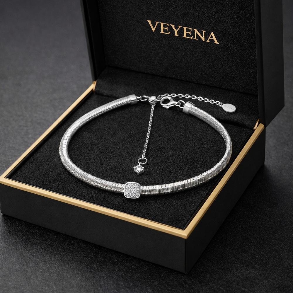 VEYENA Pave Square Bracelet - Image 5