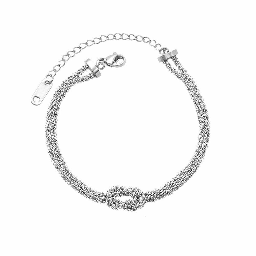 VEYENA Geometric Knot Necklace - Silver