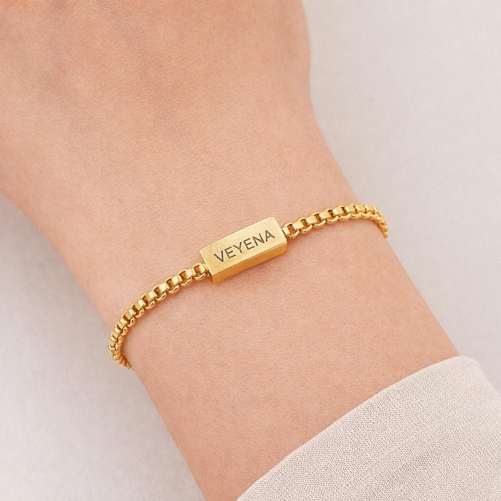 VEYENA Personalized Multi-Tag Box Chain Bracelet - Image 2