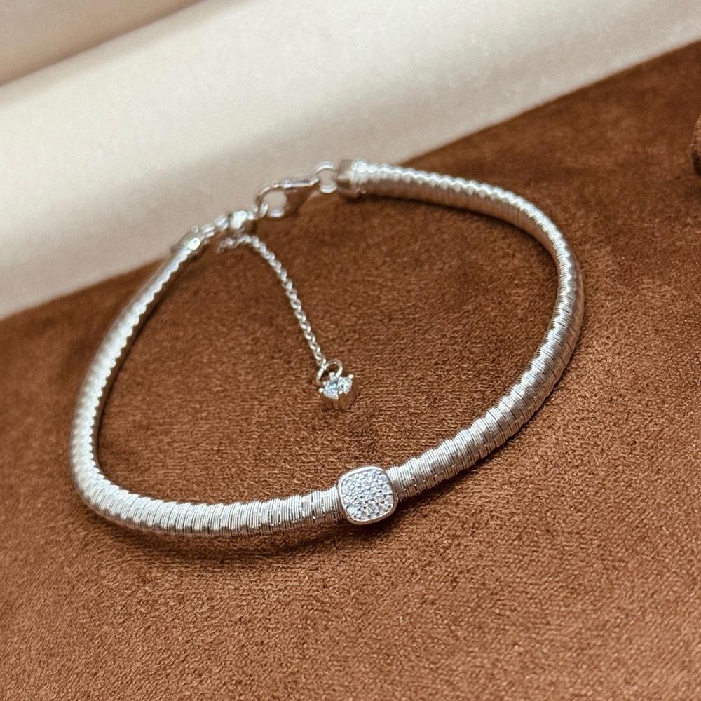 VEYENA Pave Square Bracelet - Image 4