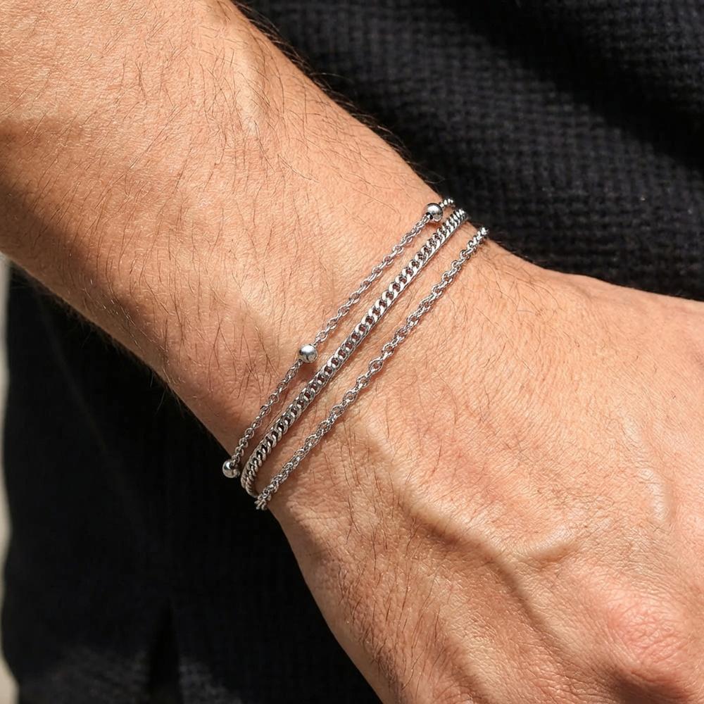 VEYENA Layered Chain Bracelet - Image 2