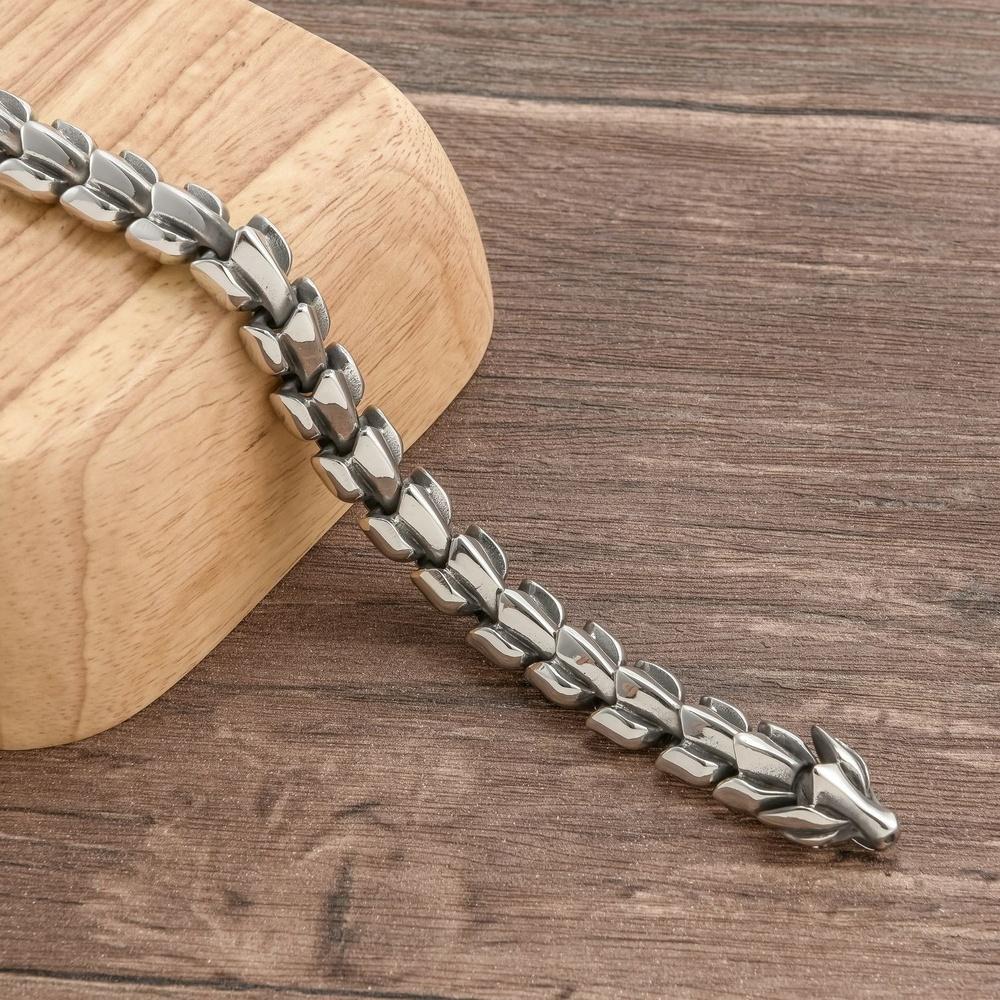 VEYENA Dragon Spine Titanium Steel Bracelet - Image 4