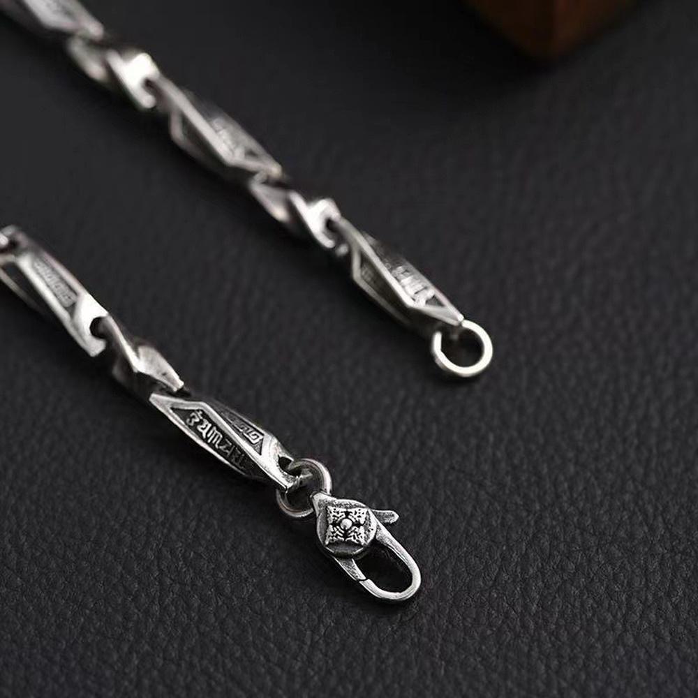 VEYENA Mobius Chain Bracelet - Image 3