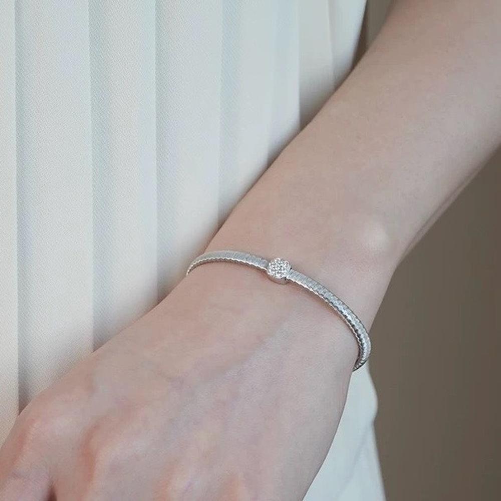 VEYENA Pave Square Bracelet - Image 2